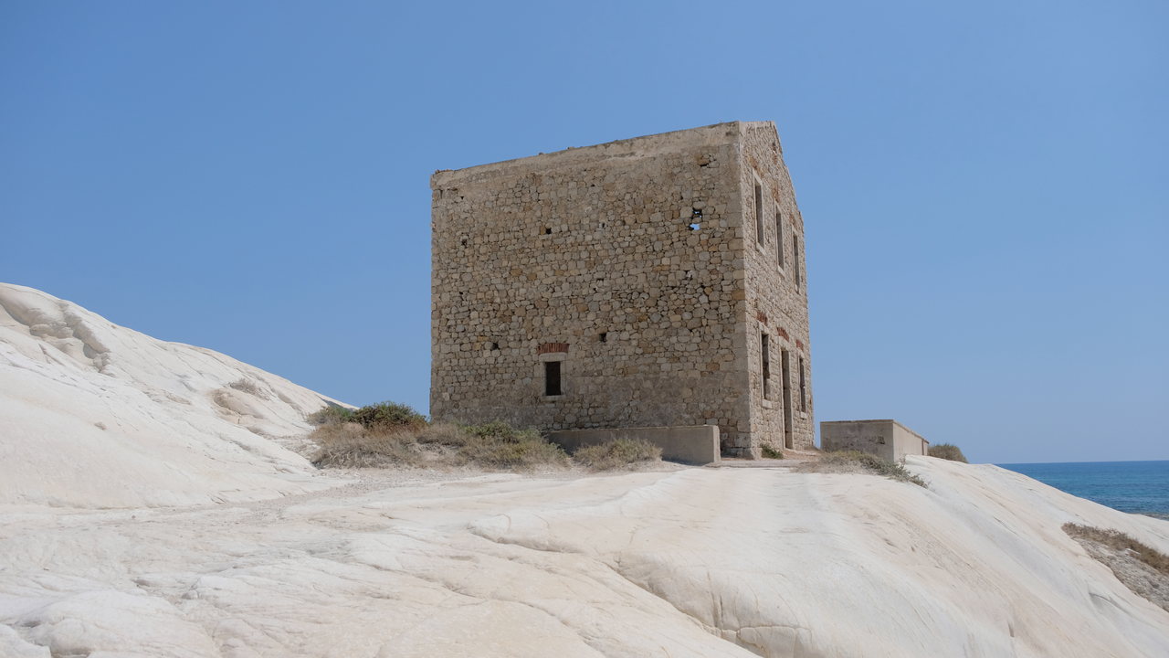 Punta Bianca